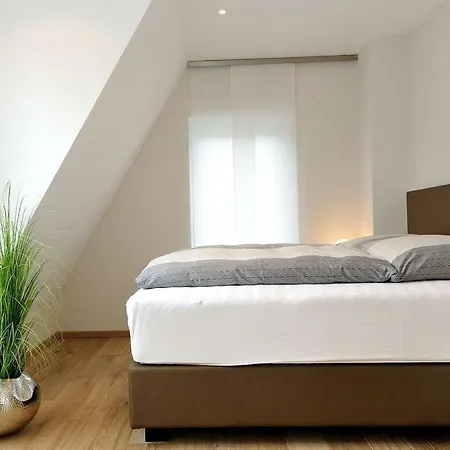 2 Strandallee 13 Ferienhaus *