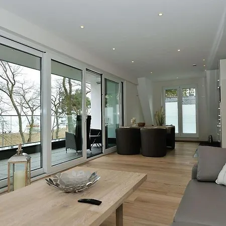 2 Strandallee 13 Ferienhaus Timmendorfer Strand