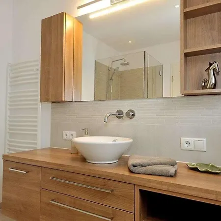 2 Strandallee 13 Holiday home *